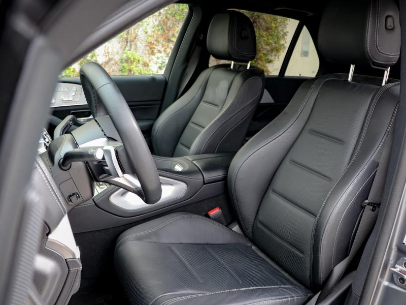 Image MERCEDES-BENZ GLE 300 d 269ch AMG Line 4Matic 9G-Tronic