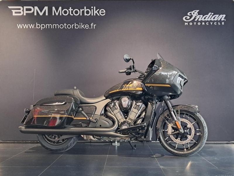 Photo INDIAN Challenger DH BLACK CRYSTAL / BLACK METALLIC