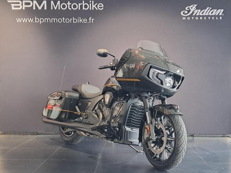 Image INDIAN Challenger DH BLACK CRYSTAL / BLACK METALLIC
