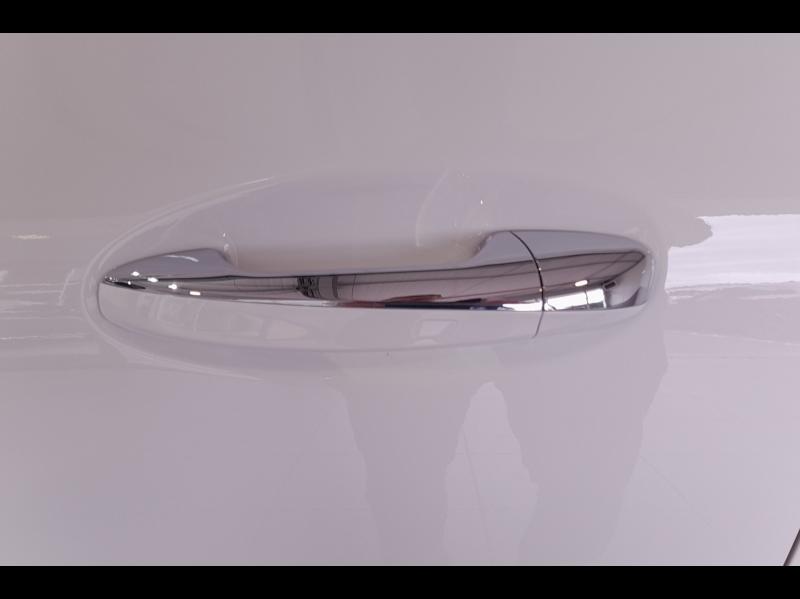 Image MERCEDES-BENZ GLA 180 d 116ch Progressive Line 8G-DCT