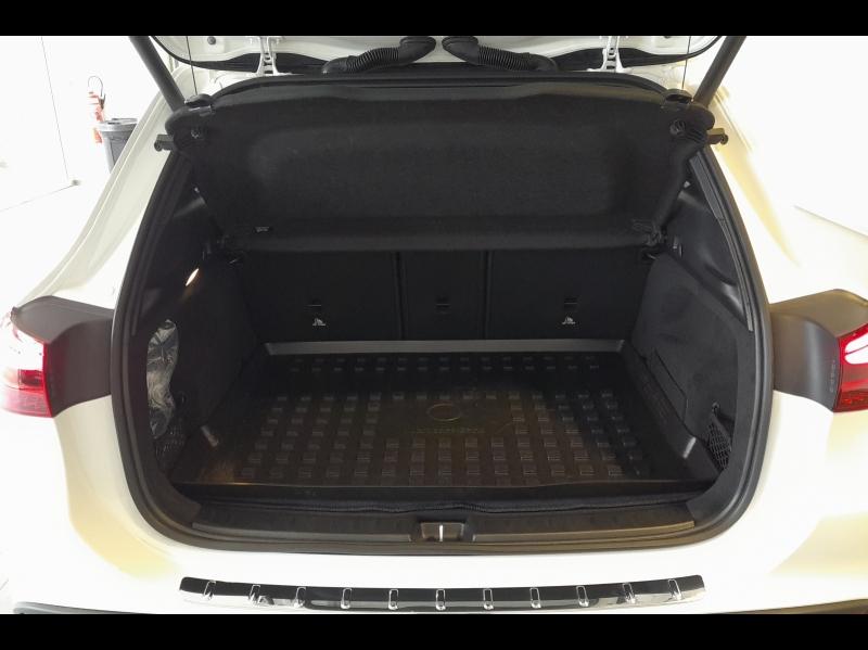 Image MERCEDES-BENZ GLA 180 d 116ch Progressive Line 8G-DCT