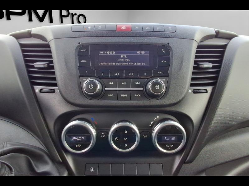 Image IVECO Daily CCb 35C16H empattement 4100 3.0 Caisse et Hayon