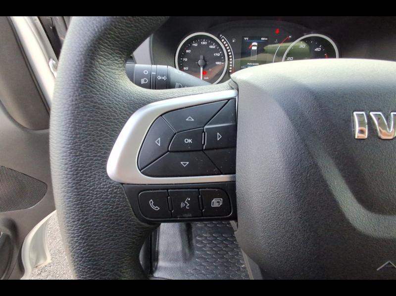 Image IVECO Daily CCb 35C16H empattement 4100 3.0 Caisse et Hayon