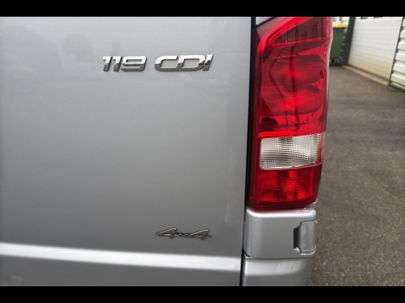Image MERCEDES-BENZ Vito Fg 119 CDI Compact Select 4X4 Propulsion 9G-Tronic
