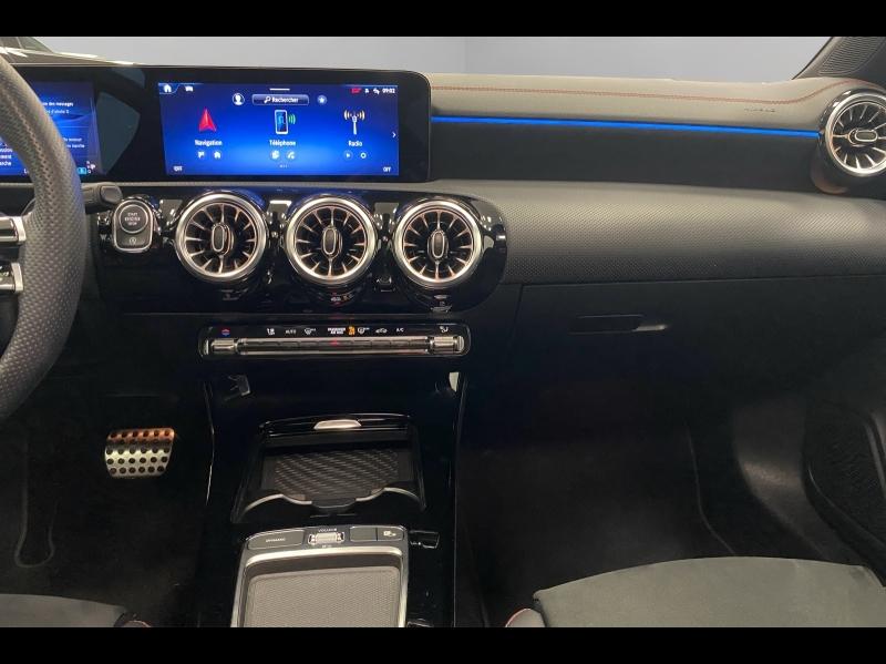 Image MERCEDES-BENZ CLA 200 d 150ch AMG Line 8G-DCT