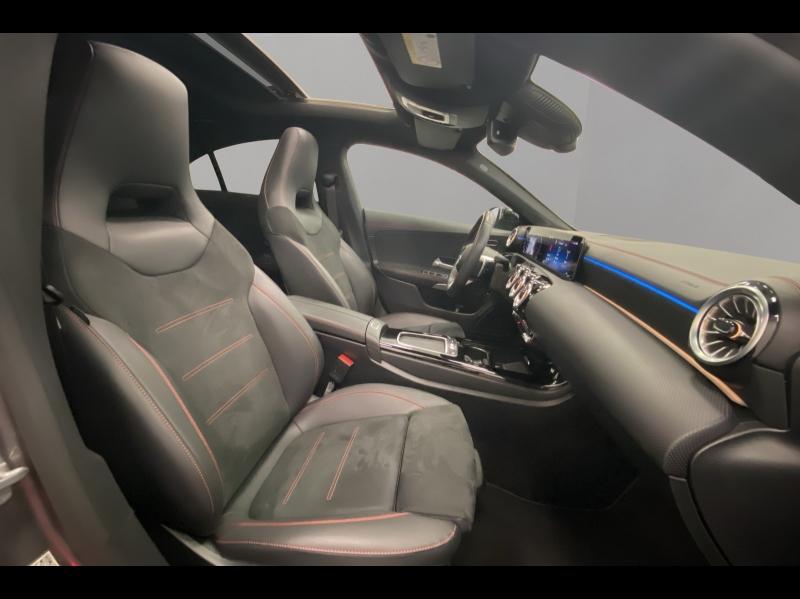 Image MERCEDES-BENZ CLA 200 d 150ch AMG Line 8G-DCT