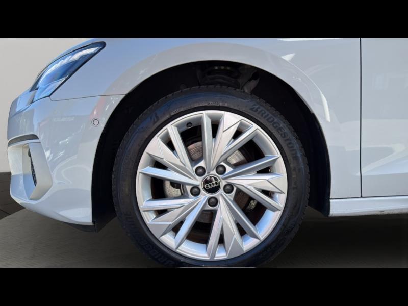 Image AUDI A3 Berline 35 TFSI 150ch Mild Hybrid Design S tronic 7