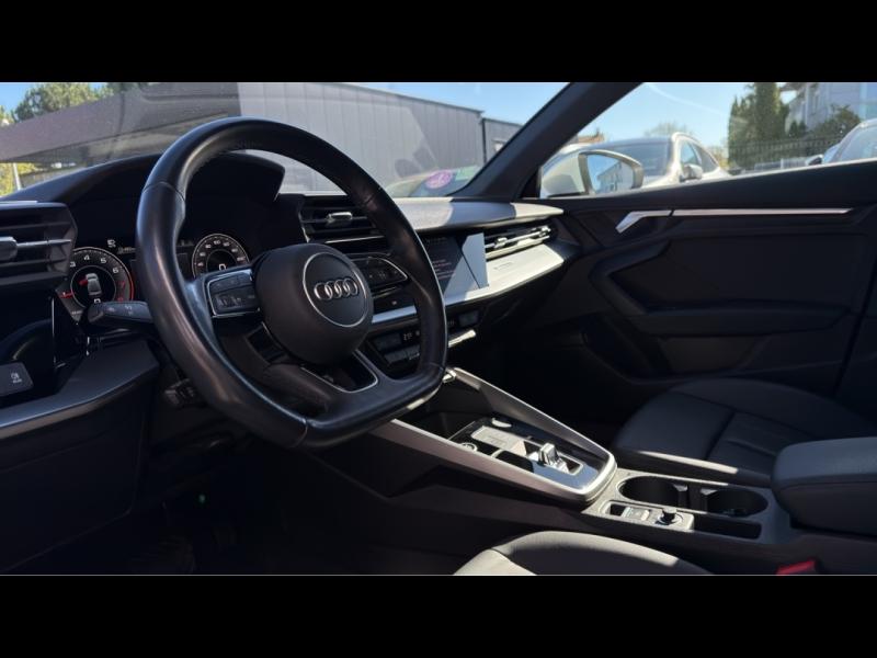 Image AUDI A3 Berline 35 TFSI 150ch Mild Hybrid Design S tronic 7