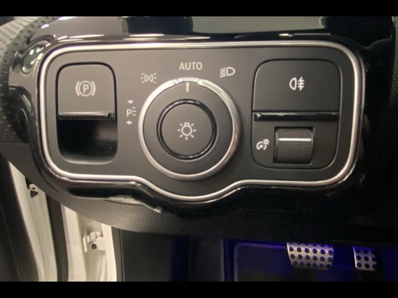 Image MERCEDES-BENZ Classe A 200 d 150ch AMG Line 8G-DCT