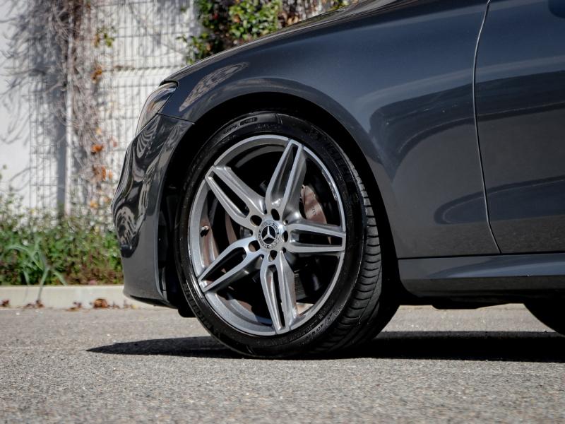 Image MERCEDES-BENZ Classe E 220 d 194ch Sportline 9G-Tronic Euro6d-T