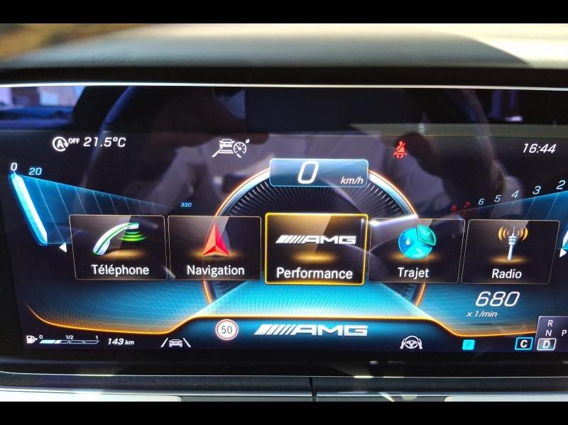 Image MERCEDES-BENZ Classe E Break 63 AMG S 612ch 4Matic+ Speedshift MCT AMG