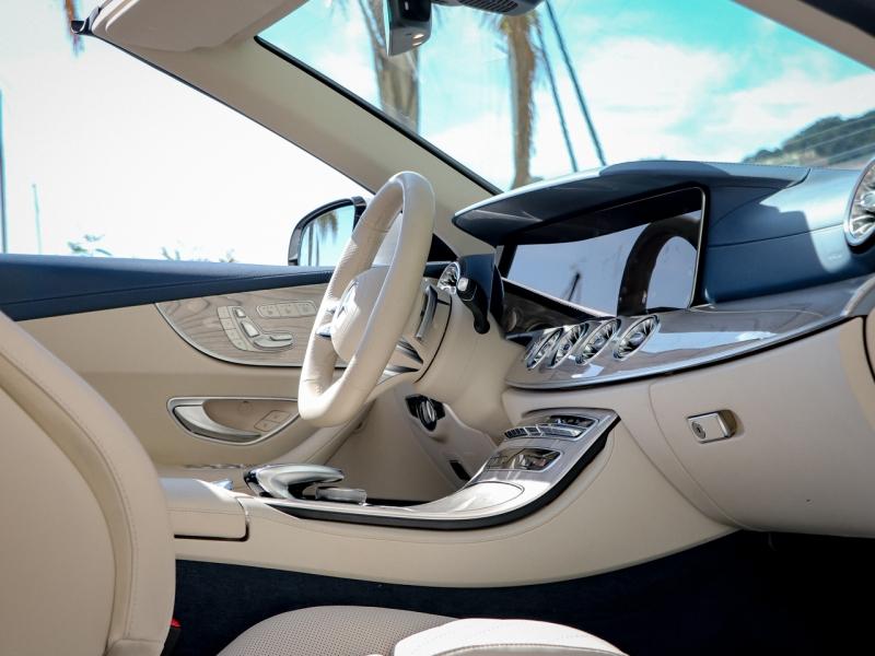 Image MERCEDES-BENZ Classe E Cabriolet 300 258ch AMG Line 9G-Tronic