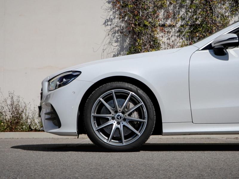 Image MERCEDES-BENZ Classe E Cabriolet 300 258ch AMG Line 9G-Tronic