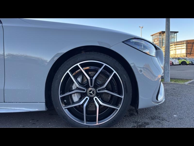 Image MERCEDES-BENZ Classe C 220 d 197ch AMG Line