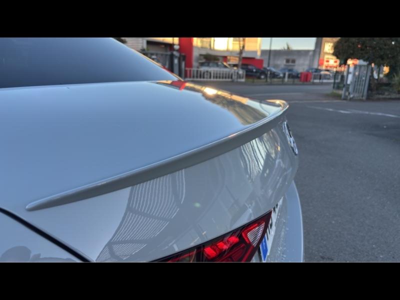 Image MERCEDES-BENZ Classe C 220 d 197ch AMG Line