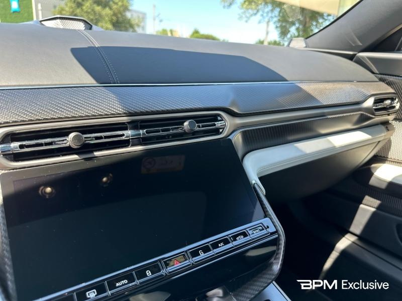 Image ASTON MARTIN VANQUISH 3 835