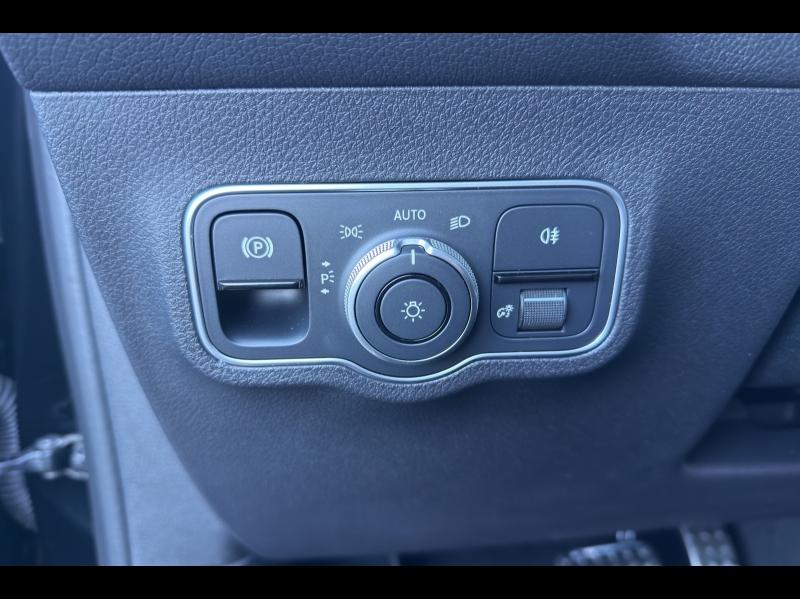 Image MERCEDES-BENZ GLB 200 d 150ch AMG Line 8G-DCT