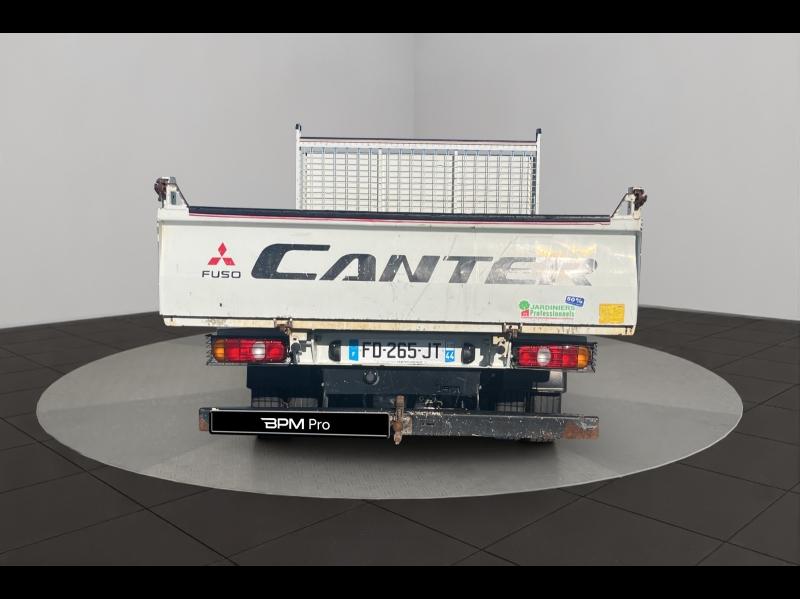 Image FUSO Canter Benne 3C15 Empattement 28 Coffre