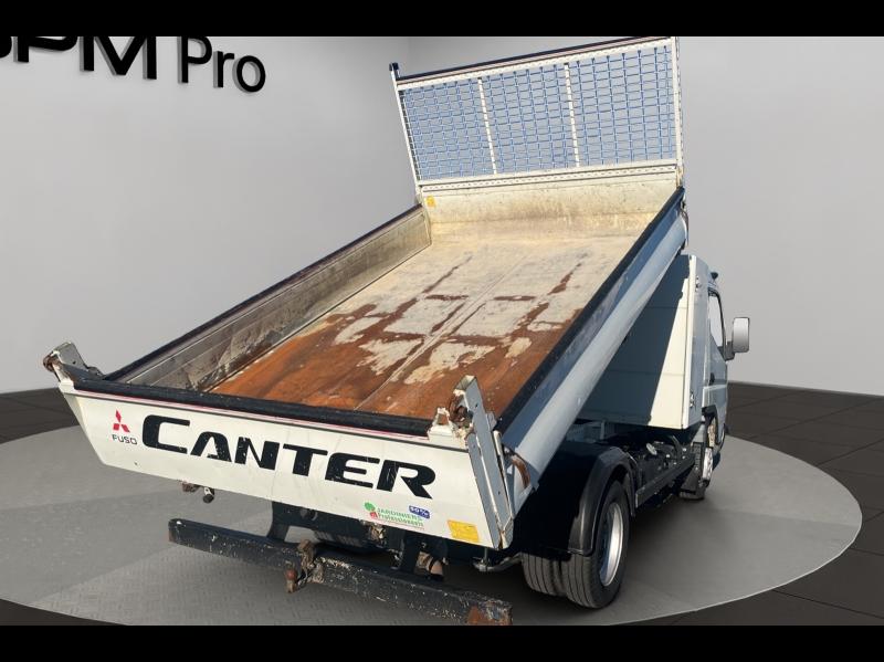 Image FUSO Canter Benne 3C15 Empattement 28 Coffre