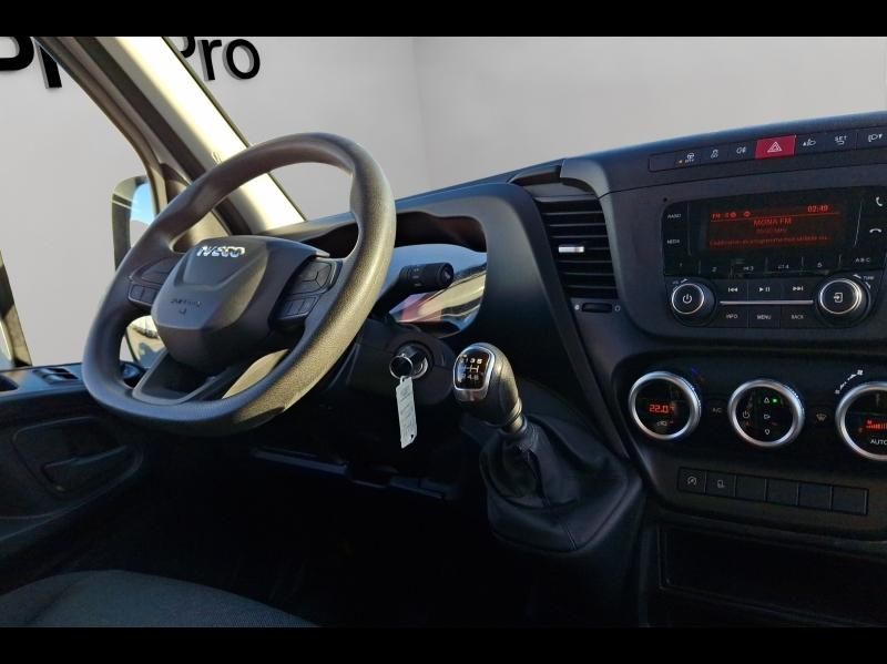 Image IVECO Daily CCb 35C14 BENNE JPM empattement 3450 Tor