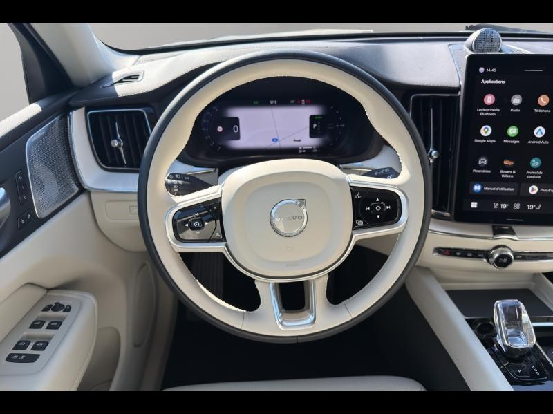 Image VOLVO XC60 T6 Hybride Rechargeable 350ch Ultra Style Dark Geartronic 8 AWD