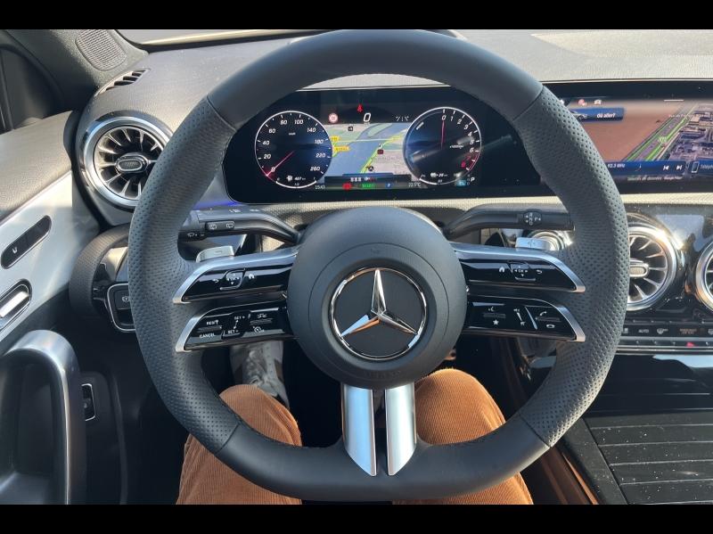 Image MERCEDES-BENZ Classe A 250 e Hybrid EQ 163+109ch AMG Exclusive Design 8G-DCT
