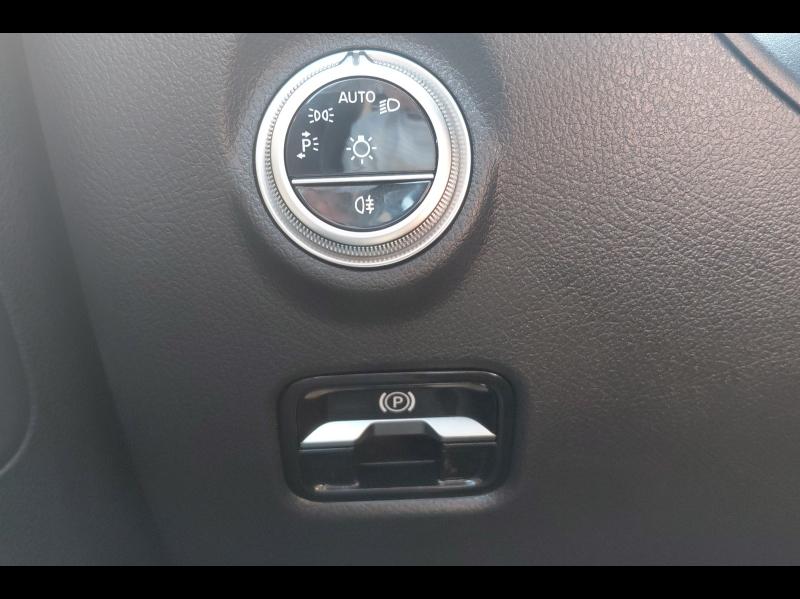 Image MERCEDES-BENZ Classe C 220 d 197ch AMG Line