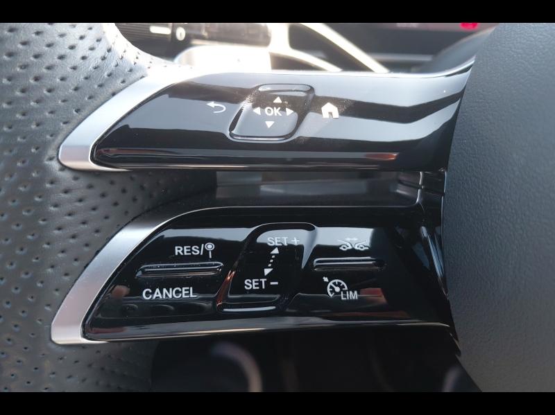 Image MERCEDES-BENZ Classe C 220 d 197ch AMG Line