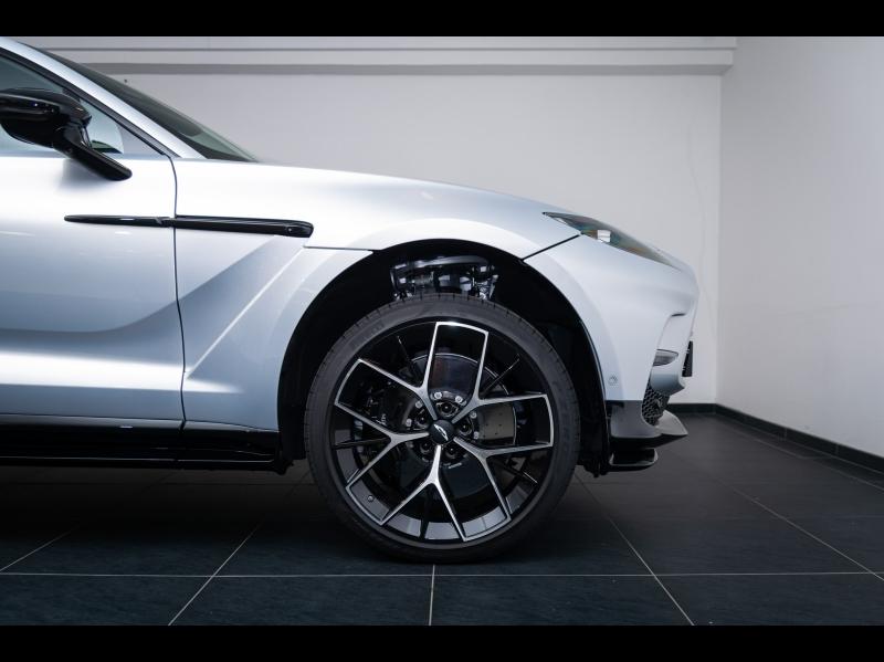 Image ASTON MARTIN Dbx 707 CV