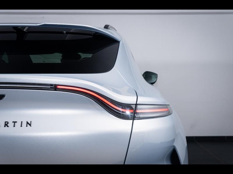 Image ASTON MARTIN Dbx 707 CV