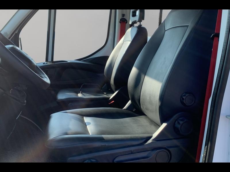Image IVECO Daily CCb 35C16H3.0 D empattement 4100
