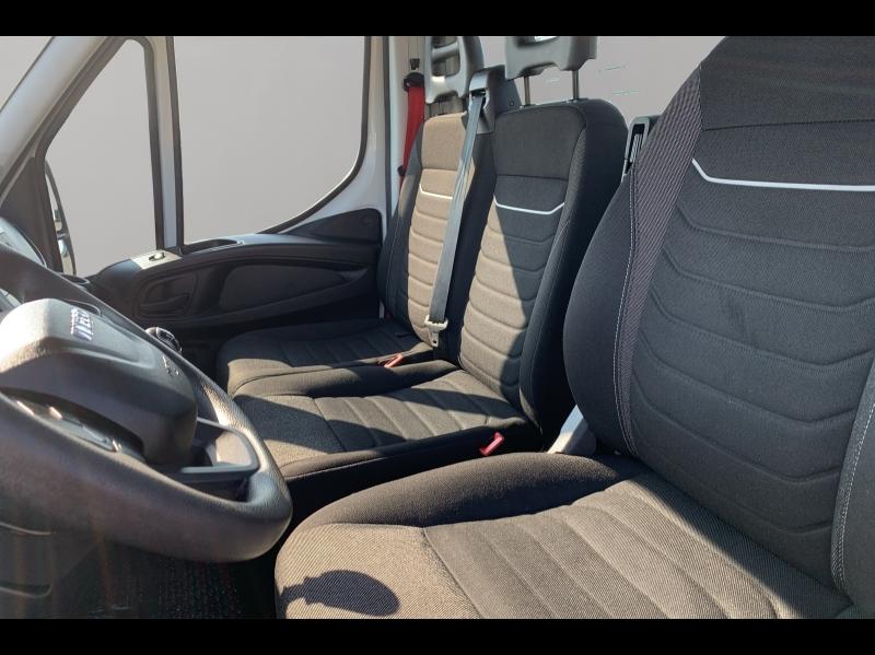 Image IVECO Daily CCb 35C16H3.0 empattement 3750