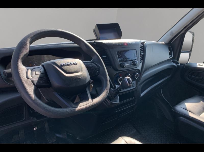 Image IVECO Daily CCb 35C16 D empattement 4100