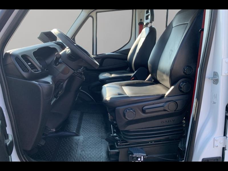 Image IVECO Daily CCb 35C16 D empattement 4100