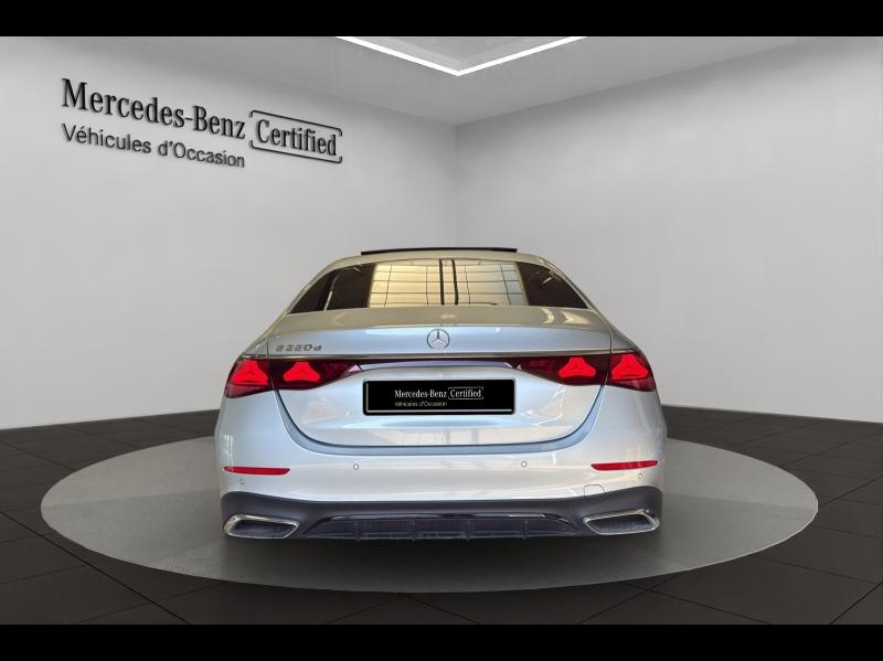 Image MERCEDES-BENZ Classe E 220 d 197+23ch AMG Line 9G-Tronic