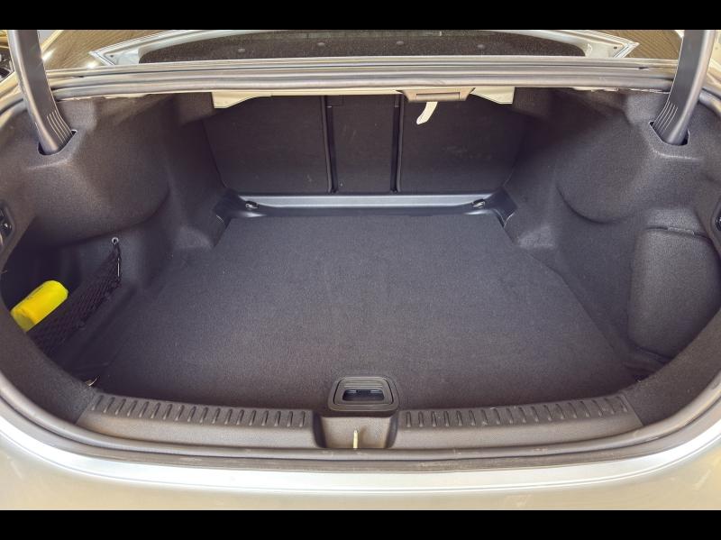 Image MERCEDES-BENZ Classe E 220 d 197+23ch AMG Line 9G-Tronic