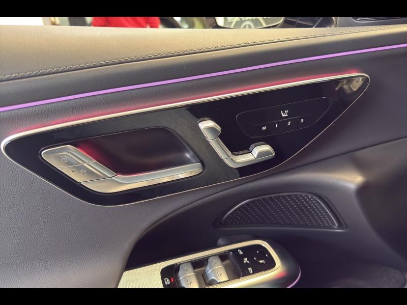 Image MERCEDES-BENZ Classe E 220 d 197+23ch AMG Line 9G-Tronic