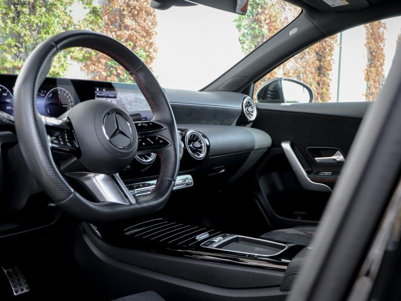 Image MERCEDES-BENZ Classe A 250 e 163+109ch AMG Line 8G-DCT