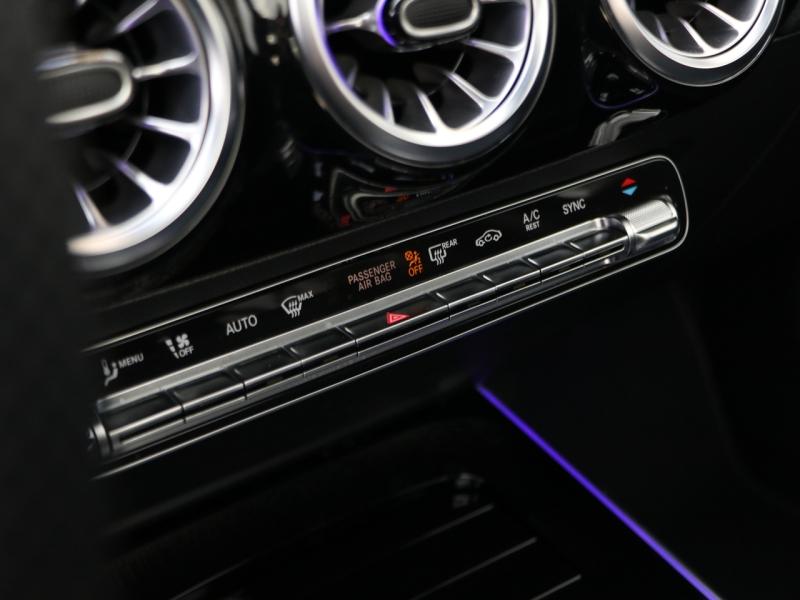 Image MERCEDES-BENZ GLA 200 d 150ch AMG Line 8G-DCT