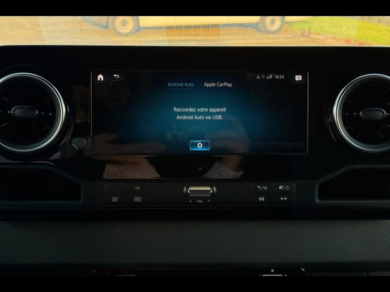 Image MERCEDES-BENZ Sprinter Fg 519 CDI Chassis Cabine Benne + Coffre Propulsion Lourd