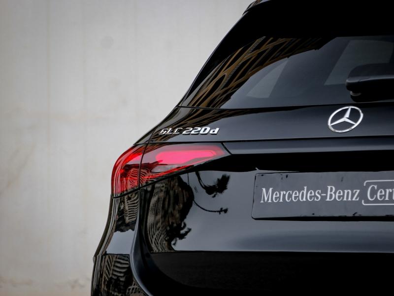 Image MERCEDES-BENZ GLC 220 d 197ch AMG Line 4Matic 9G-Tronic