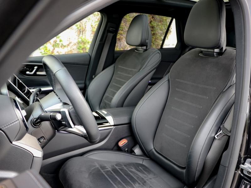 Image MERCEDES-BENZ GLC 220 d 197ch AMG Line 4Matic 9G-Tronic