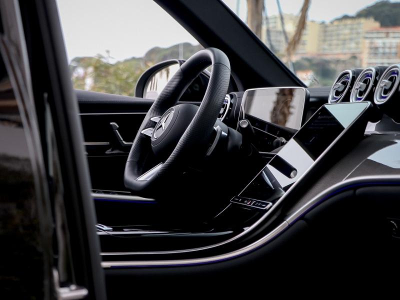 Image MERCEDES-BENZ GLC 220 d 197ch AMG Line 4Matic 9G-Tronic