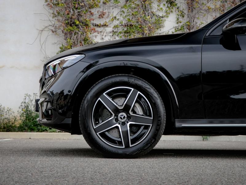 Image MERCEDES-BENZ GLC 220 d 197ch AMG Line 4Matic 9G-Tronic