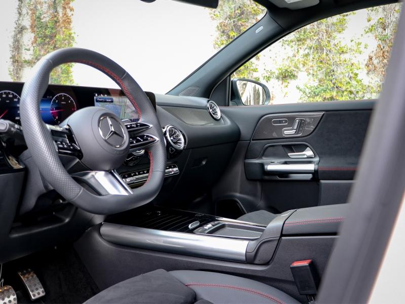 Image MERCEDES-BENZ GLA 200 d 150ch AMG Line 8G-DCT