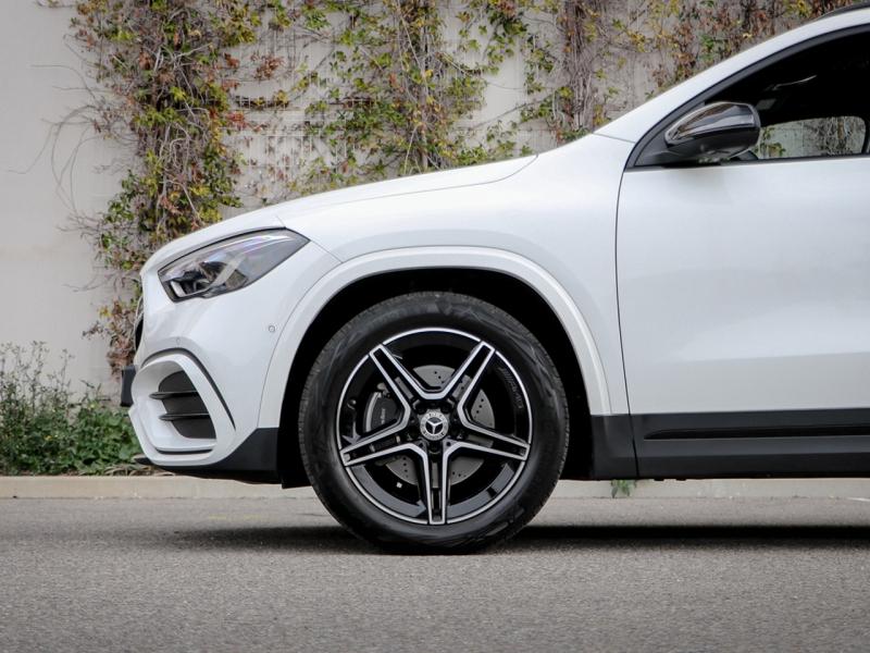 Image MERCEDES-BENZ GLA 200 d 150ch AMG Line 8G-DCT