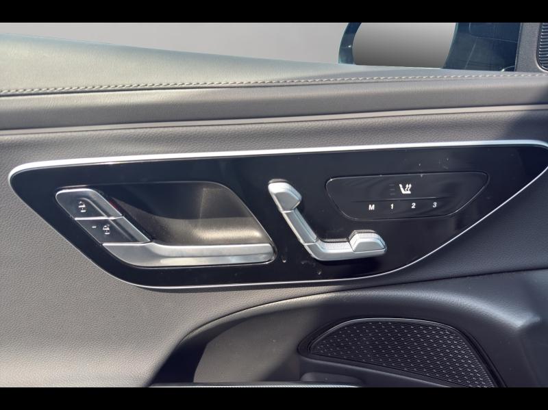 Image MERCEDES-BENZ Classe E 220 d 197+23ch AMG Line 9G-Tronic