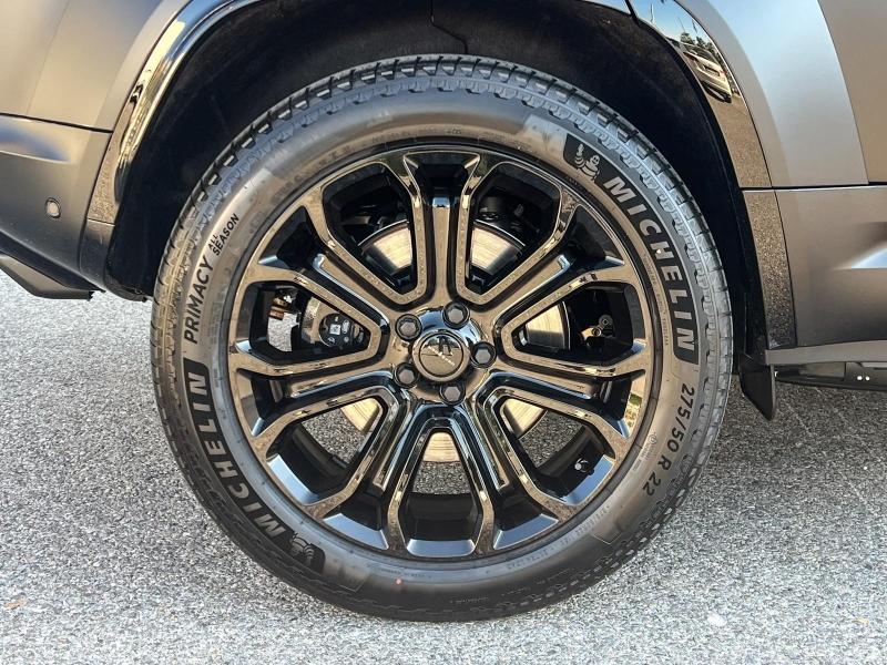 Image LAND-ROVER Defender 110 4.4 P635 Octa Black