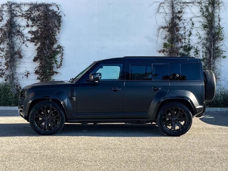 Image LAND-ROVER Defender 110 4.4 P635 Octa Black