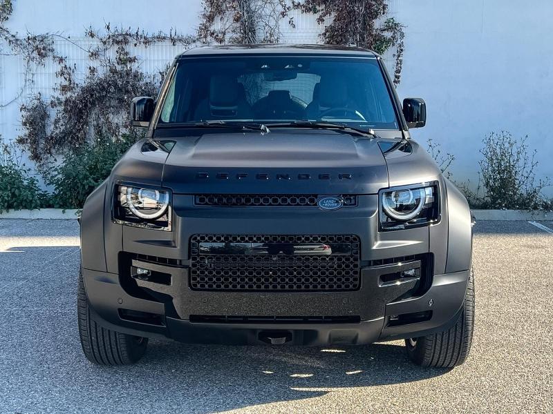 Image LAND-ROVER Defender 110 4.4 P635 Octa Black
